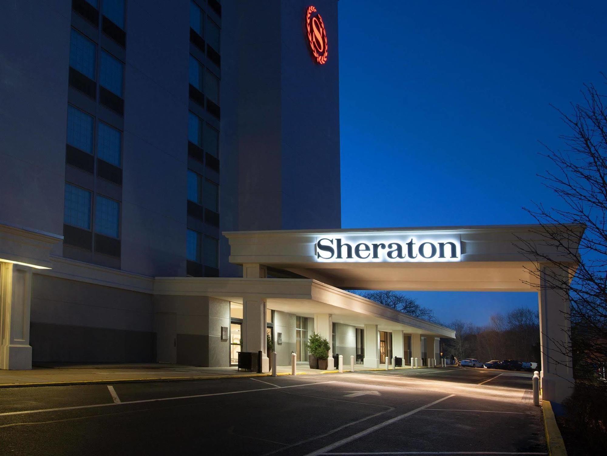 Sheraton Pittsburgh Airport Hotel Coraopolis Exterior photo